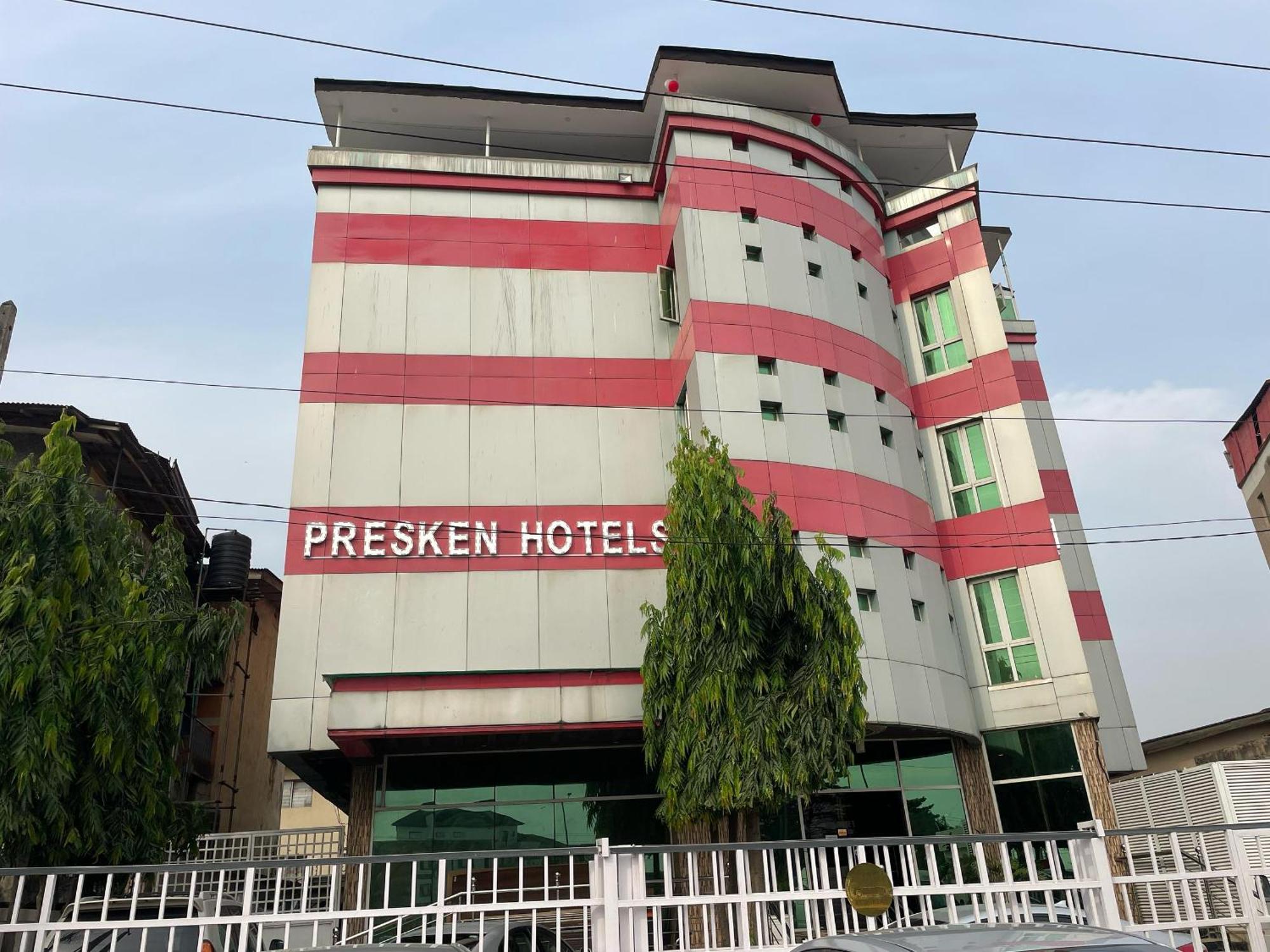 Presken Hotel At International Airport Road Ikeja Extérieur photo