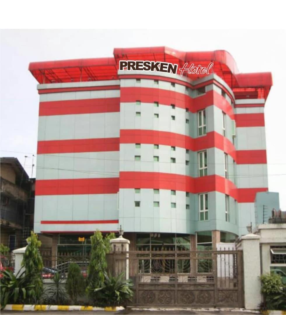 Presken Hotel At International Airport Road Ikeja Extérieur photo